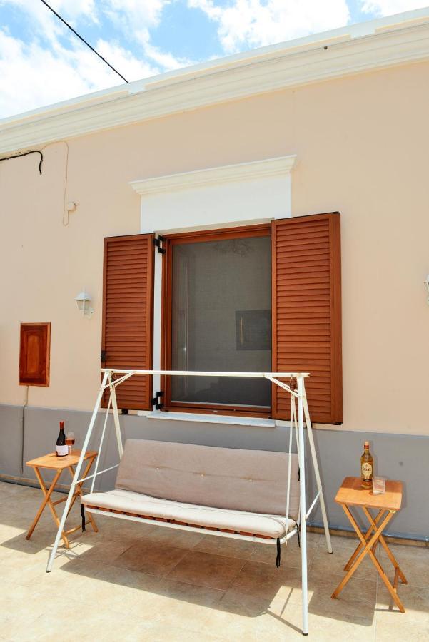 Classical Villa Archontiko D&M Rhodes City Εξωτερικό φωτογραφία